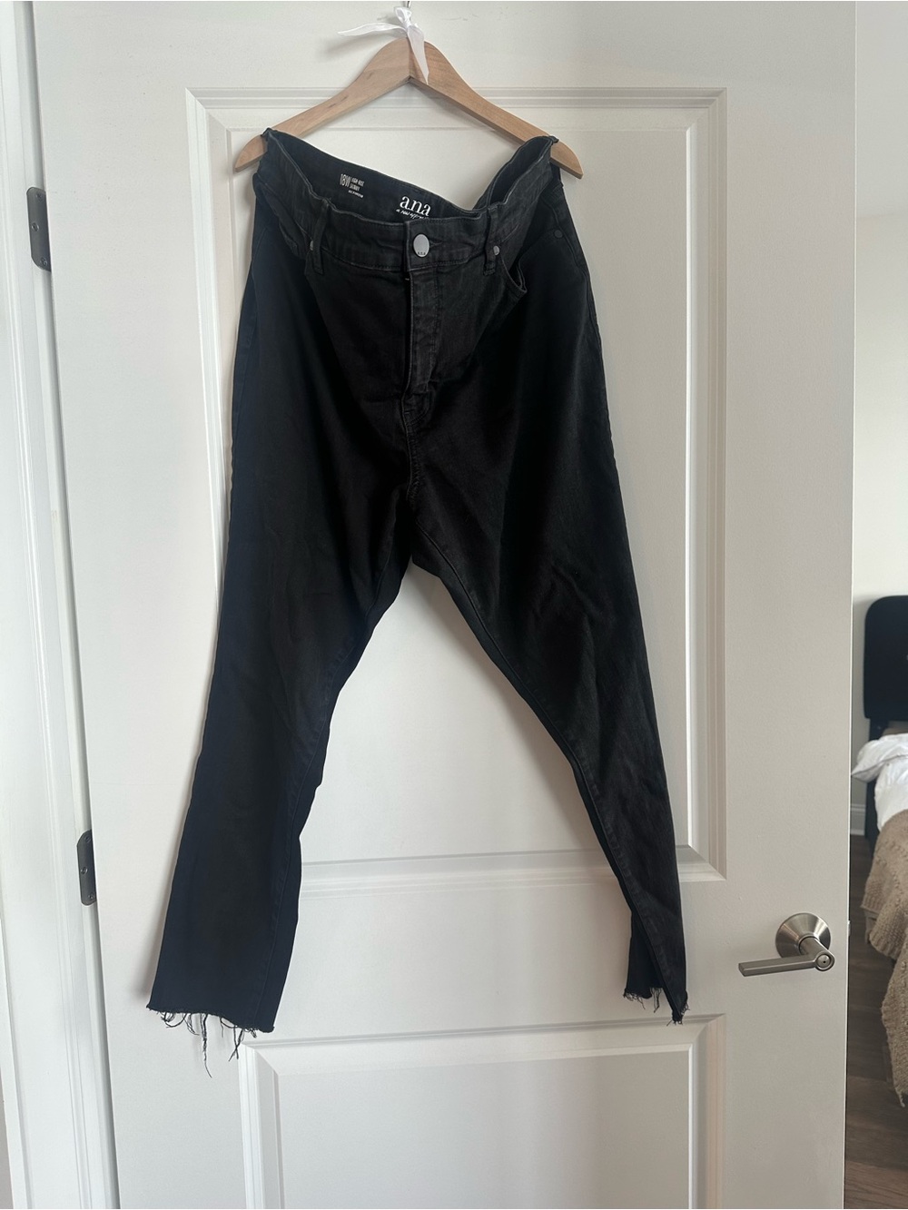 a.n.a Black Slim Straight Women’s Jeans